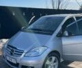 Сірий Мерседес А клас, об'ємом двигуна 1.99 л та пробігом 174 тис. км за 7400 $, фото 1 на Automoto.ua