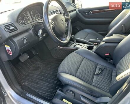 Серый Мерседес А класс, объемом двигателя 1.7 л и пробегом 76 тыс. км за 7300 $, фото 16 на Automoto.ua