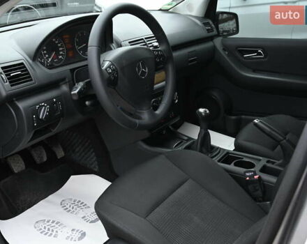 Сірий Мерседес А клас, об'ємом двигуна 1.5 л та пробігом 180 тис. км за 6400 $, фото 12 на Automoto.ua