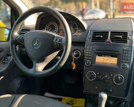 Серый Мерседес А класс, объемом двигателя 1.99 л и пробегом 225 тыс. км за 7999 $, фото 19 на Automoto.ua