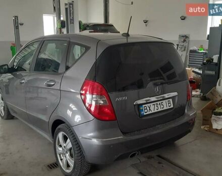 Серый Мерседес А класс, объемом двигателя 1.7 л и пробегом 168 тыс. км за 7099 $, фото 6 на Automoto.ua