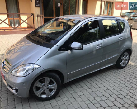 Мерседес А класс 2010 в Луцке на Automoto.ua Серый Мерседес А класс, объемом двигателя 1.6 л и пробегом 80 тыс. км за 9500 $, фото 103 на Automoto.ua