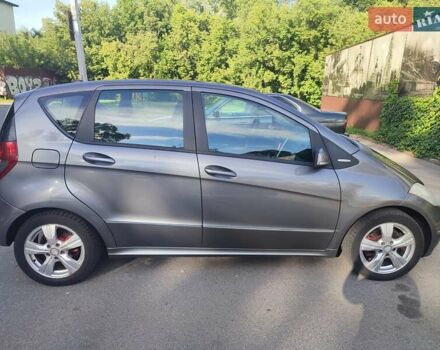 Сірий Мерседес А клас, об'ємом двигуна 1.5 л та пробігом 121 тис. км за 7300 $, фото 4 на Automoto.ua