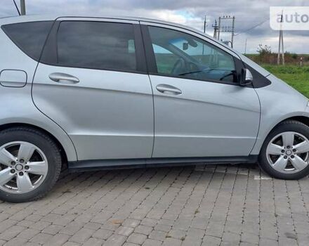 Серый Мерседес А класс, объемом двигателя 1.99 л и пробегом 230 тыс. км за 5500 $, фото 4 на Automoto.ua