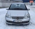 Серый Мерседес А класс, объемом двигателя 1.7 л и пробегом 77 тыс. км за 8500 $, фото 1 на Automoto.ua