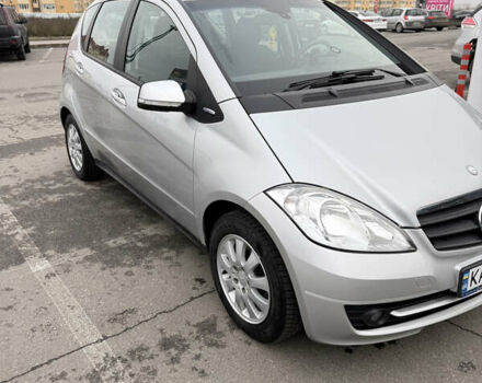 Серый Мерседес А класс, объемом двигателя 1.5 л и пробегом 140 тыс. км за 6500 $, фото 1 на Automoto.ua