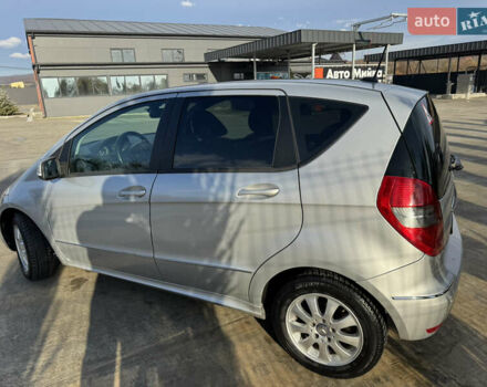 Сірий Мерседес А клас, об'ємом двигуна 1.99 л та пробігом 220 тис. км за 8599 $, фото 6 на Automoto.ua