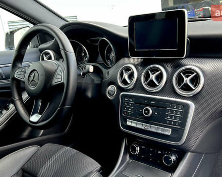 Серый Мерседес А класс, объемом двигателя 2.14 л и пробегом 190 тыс. км за 15500 $, фото 21 на Automoto.ua