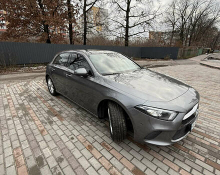 Сірий Мерседес А клас, об'ємом двигуна 1.46 л та пробігом 82 тис. км за 28000 $, фото 3 на Automoto.ua