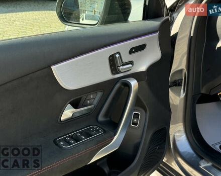 Серый Мерседес А класс, объемом двигателя 1.33 л и пробегом 33 тыс. км за 34000 $, фото 12 на Automoto.ua