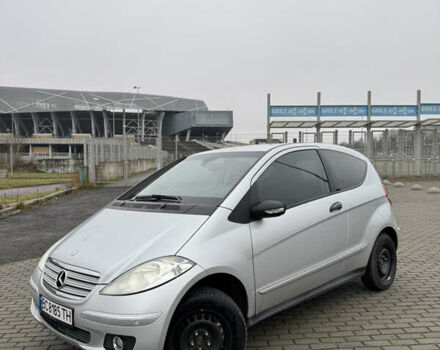 Сірий Мерседес А клас, об'ємом двигуна 1.7 л та пробігом 212 тис. км за 5700 $, фото 1 на Automoto.ua