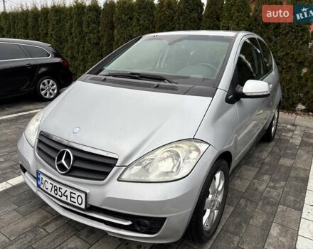 Серый Мерседес А класс, объемом двигателя 1.5 л и пробегом 170 тыс. км за 3950 $, фото 3 на Automoto.ua