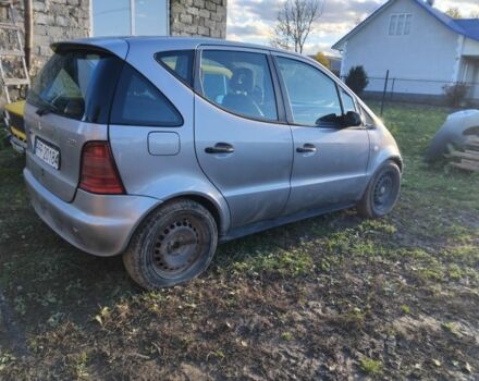 Мерседес А клас 1998 у Чернівцях на Automoto.ua Сірий Мерседес А клас, об'ємом двигуна 1 л та пробігом 200 тис. км за 936 $, фото 1 на Automoto.ua