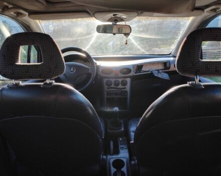 Мерседес А клас 1998 у Чернівцях на Automoto.ua Сірий Мерседес А клас, об'ємом двигуна 1 л та пробігом 200 тис. км за 936 $, фото 3 на Automoto.ua