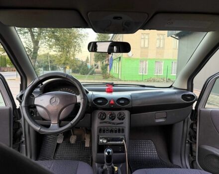 Серый Мерседес А класс, объемом двигателя 0 л и пробегом 250 тыс. км за 2300 $, фото 7 на Automoto.ua