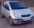 Серый Мерседес А класс, объемом двигателя 1.6 л и пробегом 175 тыс. км за 3500 $, фото 1 на Automoto.ua