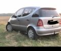 Сірий Мерседес А клас, об'ємом двигуна 1.7 л та пробігом 300 тис. км за 3000 $, фото 1 на Automoto.ua