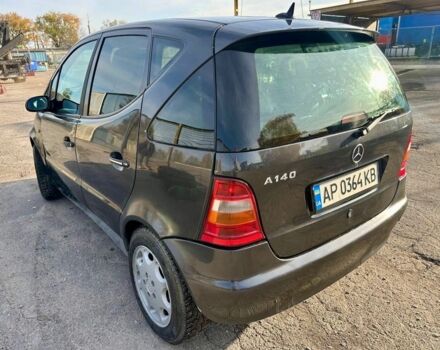 Серый Мерседес А класс, объемом двигателя 1.4 л и пробегом 280 тыс. км за 2500 $, фото 6 на Automoto.ua