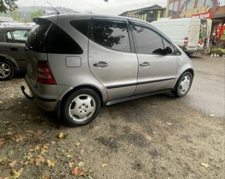 Серый Мерседес А класс, объемом двигателя 1.7 л и пробегом 280 тыс. км за 2900 $, фото 4 на Automoto.ua