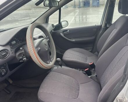 Сірий Мерседес А клас, об'ємом двигуна 1.7 л та пробігом 266 тис. км за 3900 $, фото 6 на Automoto.ua