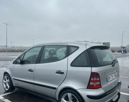 Сірий Мерседес А клас, об'ємом двигуна 1.7 л та пробігом 266 тис. км за 3900 $, фото 4 на Automoto.ua