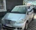 Сірий Мерседес А клас, об'ємом двигуна 1.6 л та пробігом 250 тис. км за 4300 $, фото 1 на Automoto.ua