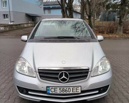 Мерседес А клас 2009 у Чернівцях на Automoto.ua Сірий Мерседес А клас, об'ємом двигуна 2 л та пробігом 243 тис. км за 5900 $, фото 7 на Automoto.ua