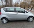 Серый Мерседес А класс, объемом двигателя 2 л и пробегом 243 тыс. км за 5900 $, фото 9 на Automoto.ua