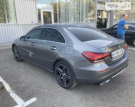 Серый Мерседес А класс, объемом двигателя 2 л и пробегом 54 тыс. км за 32900 $, фото 2 на Automoto.ua