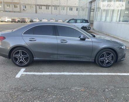 Серый Мерседес А класс, объемом двигателя 2 л и пробегом 54 тыс. км за 32900 $, фото 8 на Automoto.ua