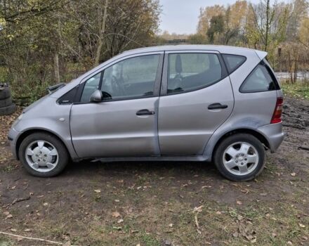 Серый Мерседес А класс, объемом двигателя 1.7 л и пробегом 243 тыс. км за 1299 $, фото 3 на Automoto.ua