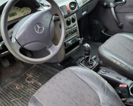 Серый Мерседес А класс, объемом двигателя 1.7 л и пробегом 243 тыс. км за 1299 $, фото 9 на Automoto.ua