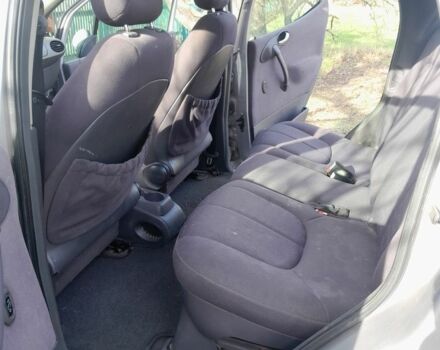 Серый Мерседес А класс, объемом двигателя 0 л и пробегом 318 тыс. км за 2500 $, фото 1 на Automoto.ua