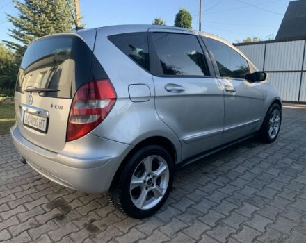 Серый Мерседес А класс, объемом двигателя 2 л и пробегом 270 тыс. км за 5200 $, фото 4 на Automoto.ua