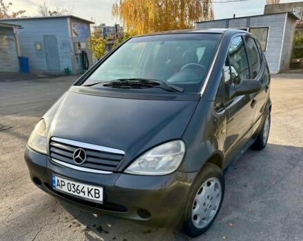 Серый Мерседес А класс, объемом двигателя 1.4 л и пробегом 280 тыс. км за 2500 $, фото 1 на Automoto.ua