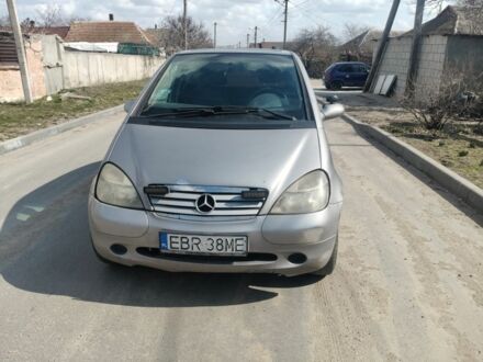 Сірий Мерседес А клас, об'ємом двигуна 2 л та пробігом 2 тис. км за 950 $, фото 1 на Automoto.ua