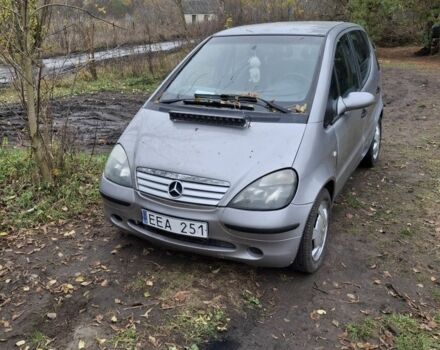 Серый Мерседес А класс, объемом двигателя 1.7 л и пробегом 243 тыс. км за 1299 $, фото 1 на Automoto.ua