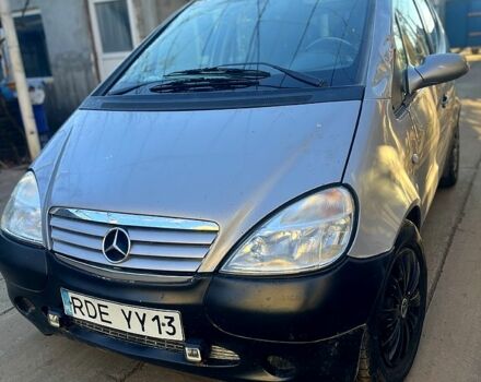 Сірий Мерседес А клас, об'ємом двигуна 1.7 л та пробігом 300 тис. км за 1400 $, фото 1 на Automoto.ua