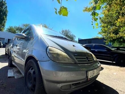 Мерседес А класс 1999 в Краматорске на Automoto.ua Серый Мерседес А класс, объемом двигателя 1.9 л и пробегом 235 тыс. км за 2000 $, фото 1 на Automoto.ua