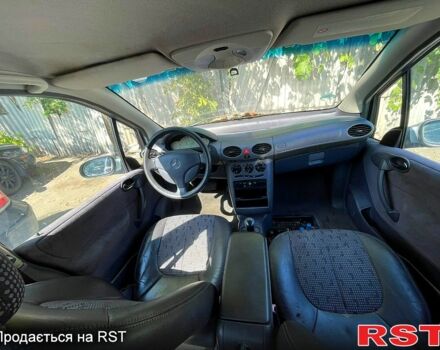 Сірий Мерседес А клас, об'ємом двигуна 1.8 л та пробігом 230 тис. км за 700 $, фото 1 на Automoto.ua