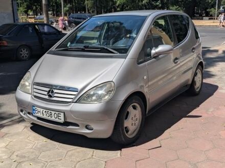 Мерседес А класс 1999 в Одессе на Automoto.ua Серый Мерседес А класс, объемом двигателя 1.4 л и пробегом 242 тыс. км за 2500 $, фото 1 на Automoto.ua