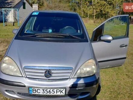 Мерседес А класс 1999 в Новояворовск на Automoto.ua Серый Мерседес А класс, объемом двигателя 1.9 л и пробегом 230 тыс. км за 4050 $, фото 1 на Automoto.ua