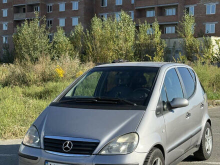 Сірий Мерседес А клас, об'ємом двигуна 1.6 л та пробігом 248 тис. км за 3500 $, фото 1 на Automoto.ua