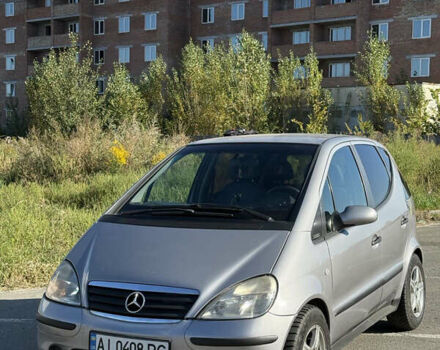 Серый Мерседес А класс, объемом двигателя 1.6 л и пробегом 248 тыс. км за 3500 $, фото 1 на Automoto.ua