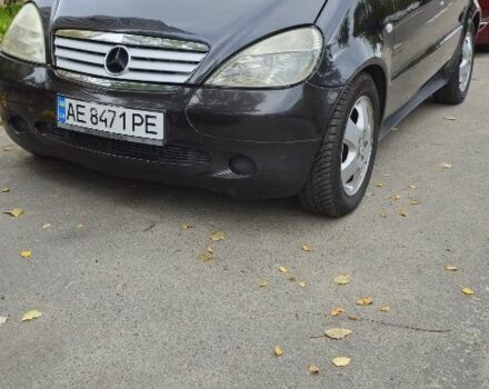 Мерседес А класс 1999 в Киеве на Automoto.ua Серый Мерседес А класс, объемом двигателя 1.7 л и пробегом 310 тыс. км за 3250 $, фото 1 на Automoto.ua