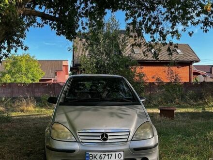 Сірий Мерседес А клас, об'ємом двигуна 1.69 л та пробігом 370 тис. км за 2300 $, фото 1 на Automoto.ua
