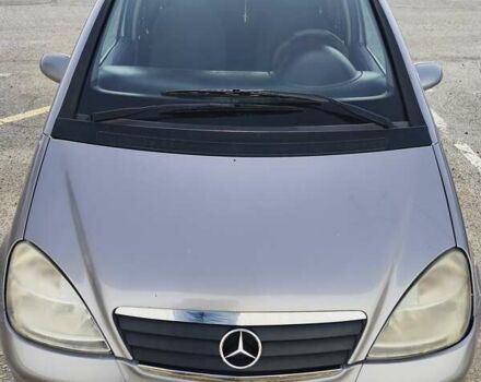 Серый Мерседес А класс, объемом двигателя 1.7 л и пробегом 320 тыс. км за 2300 $, фото 1 на Automoto.ua