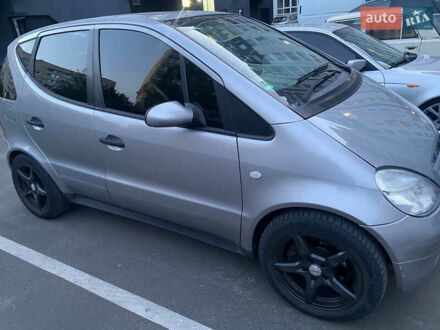 Серый Мерседес А класс, объемом двигателя 1.9 л и пробегом 240 тыс. км за 2900 $, фото 1 на Automoto.ua