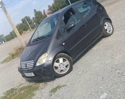 Серый Мерседес А класс, объемом двигателя 1.7 л и пробегом 230 тыс. км за 3250 $, фото 1 на Automoto.ua