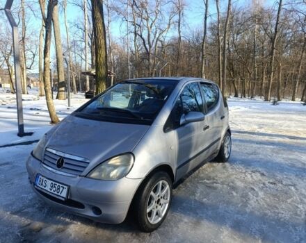 Серый Мерседес А класс, объемом двигателя 1.6 л и пробегом 286 тыс. км за 1900 $, фото 1 на Automoto.ua